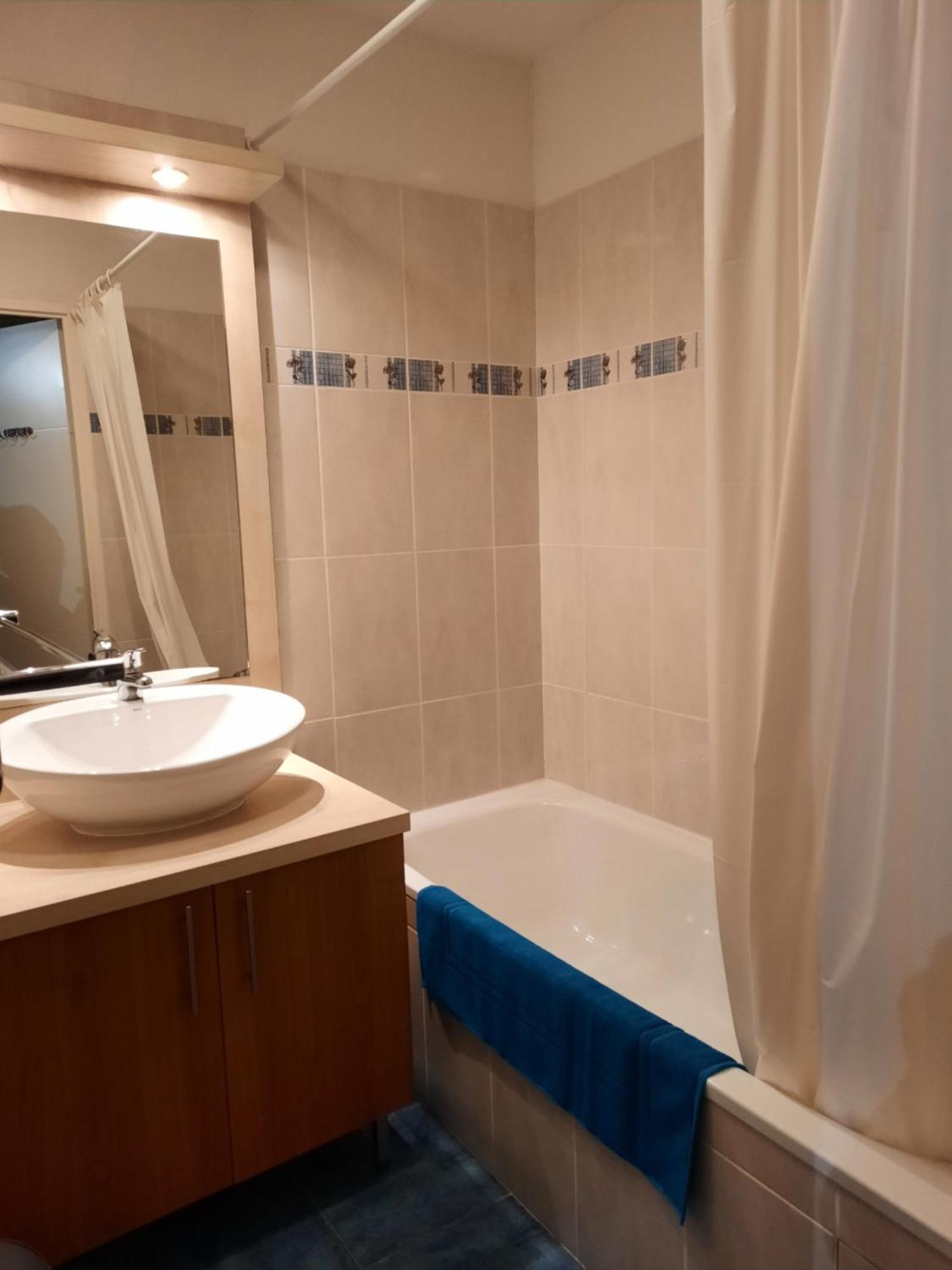 Appart 4 Pers ,Petite Terrasse, Jardinet Luz-Saint-Sauveur Exteriör bild